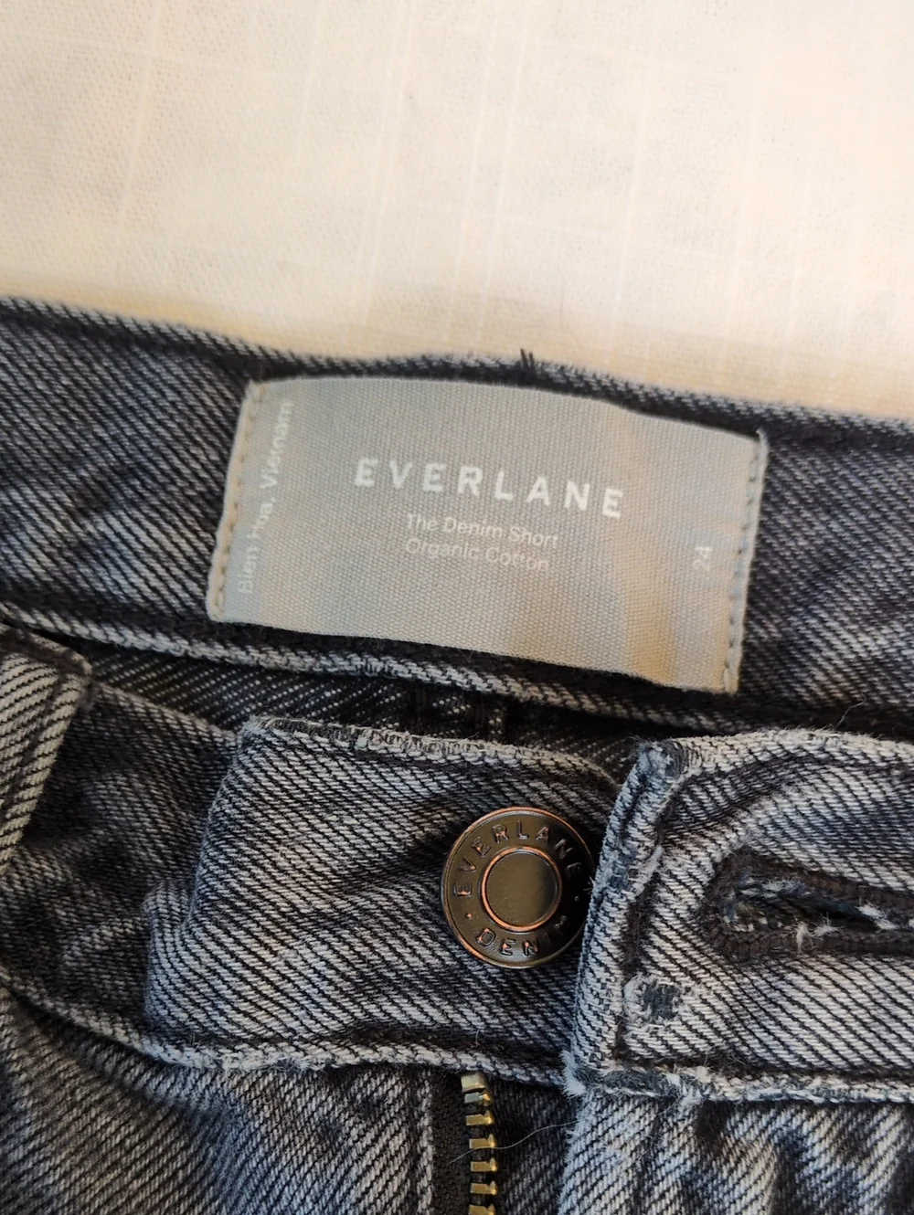 Everlane black wash